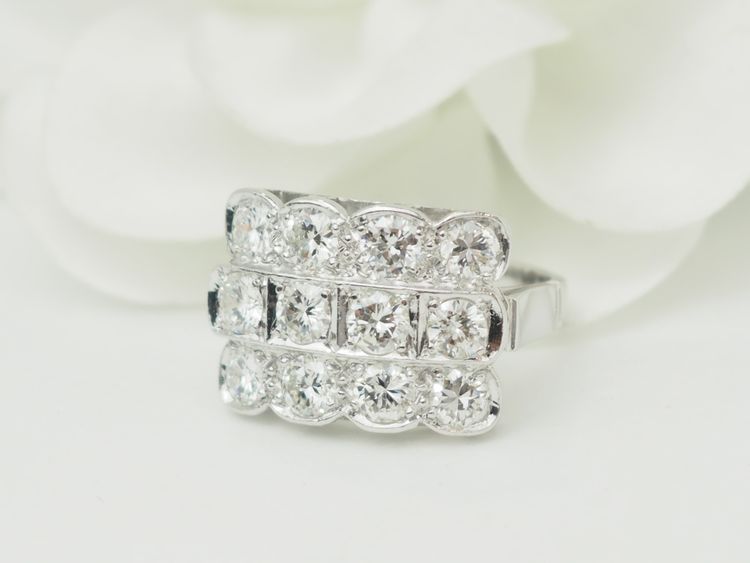 Anello Art Déco in platino con diamanti da 2 carati