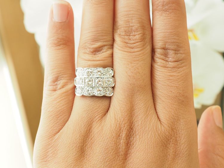 Anello Art Déco in platino con diamanti da 2 carati