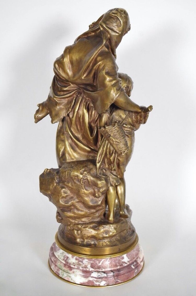 Mathurin Moreau (1822-1912) - Retour de pêche, bronze à patine mordorée