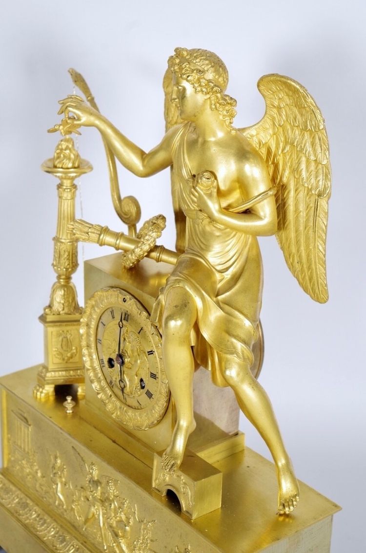 Gilded bronze "Allegory of Love" restoration clock, circa 1815