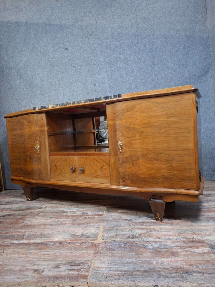 Credenza Art Déco in impiallacciatura di noce fiammato, opera francese degli anni '30.