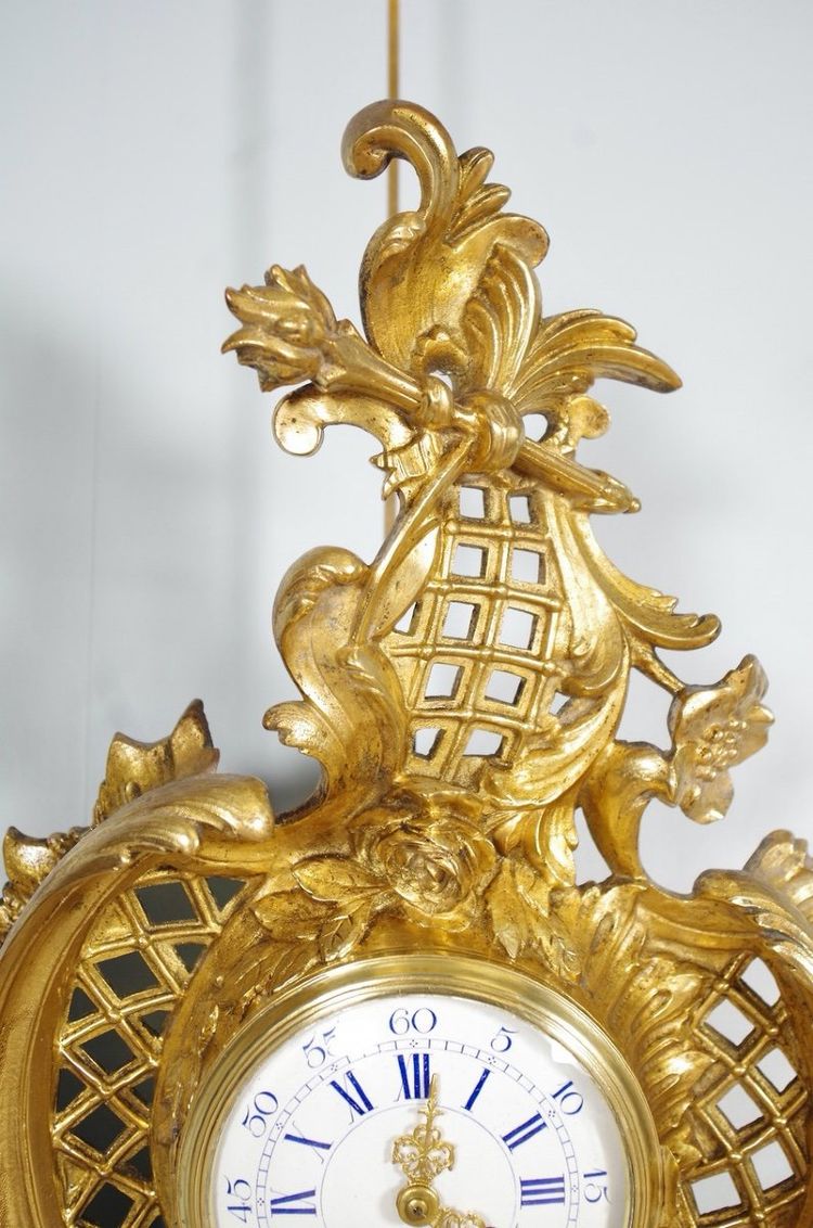Louis XV-style gilded bronze cartouche, circa 1880