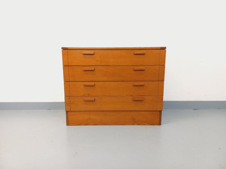 Commode en pin vintage des années 70