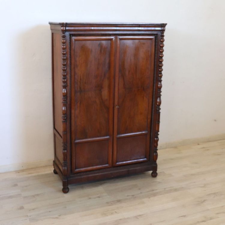 Small antique wardrobe in solid walnut, Italy Mid-19th Century