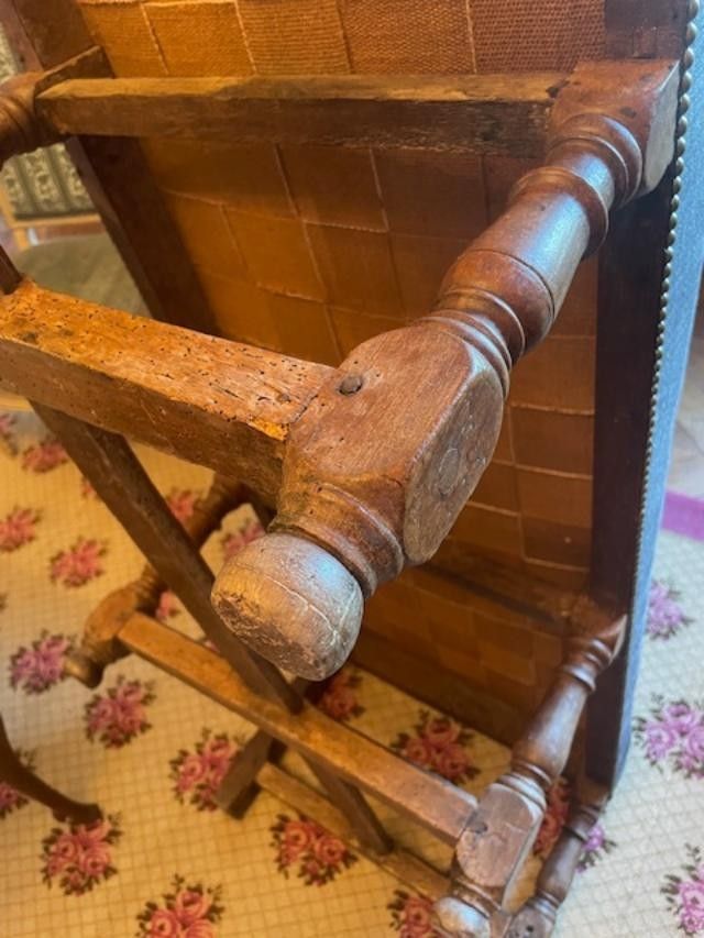 Large Louis XIII period kitchen bench