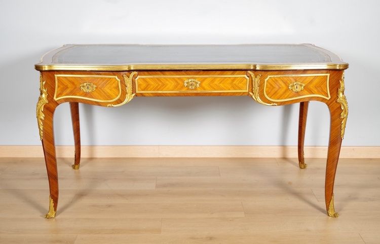 François Linke: Flacher Schreibtisch im Louis-XV-Stil aus Palisander und Rosenholz, um 1880