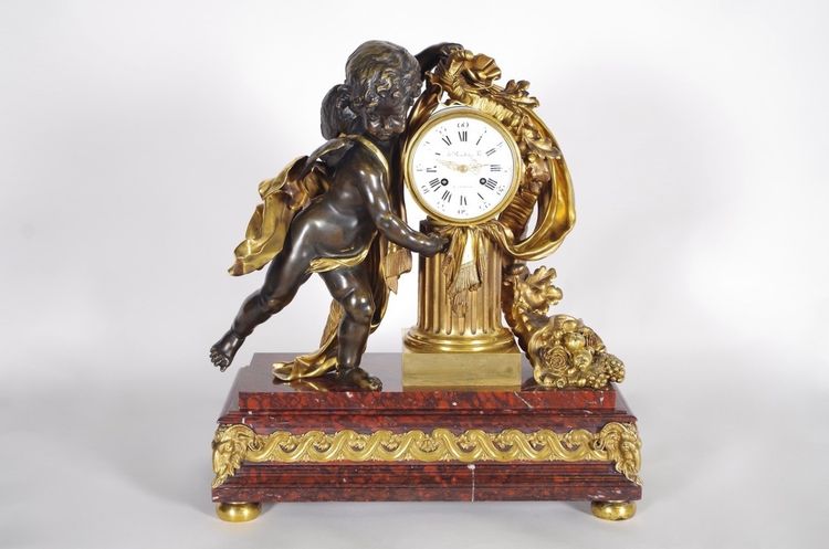Alfred Beurdeley, vergoldetes Bronze-Kaminsims-Set im Stil Louis XVI, 19. Jahrhundert