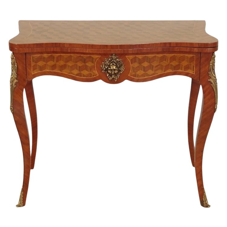 Table à jeux Louis XV en marqueterie de bois de rose – vers 1950