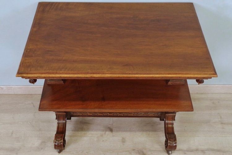 Renaissance tea table in carved walnut – circa 1900