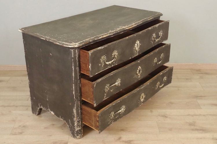 Commode Louis XIV relaquée grise – vers 1710