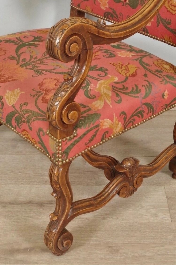 Paire de fauteuils Louis XIV en hêtre sculpté – vers 1900