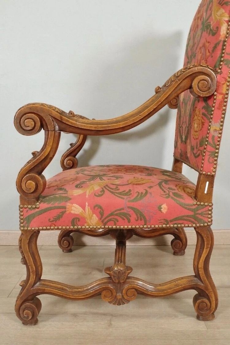 Paire de fauteuils Louis XIV en hêtre sculpté – vers 1900