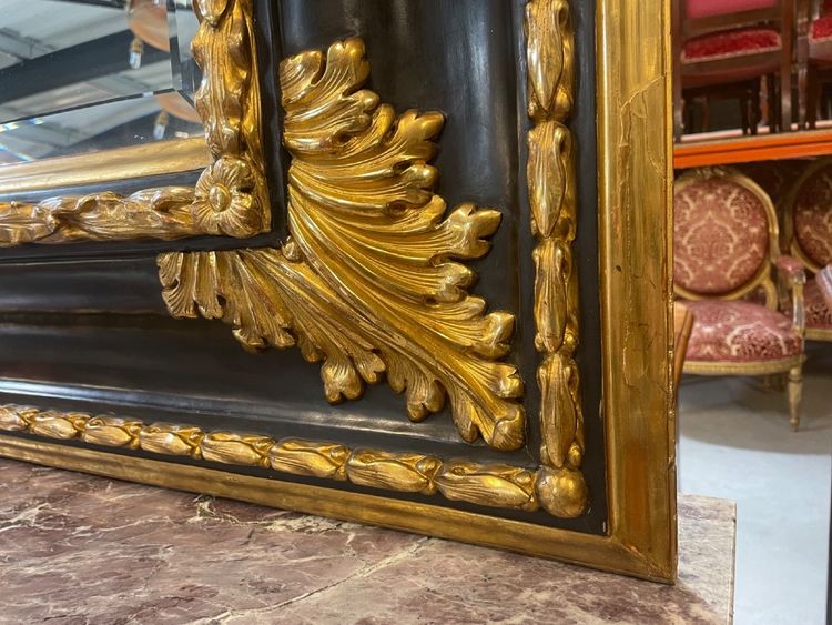 Grand miroir Louis XIV en bois noirci et doré, vers 1880