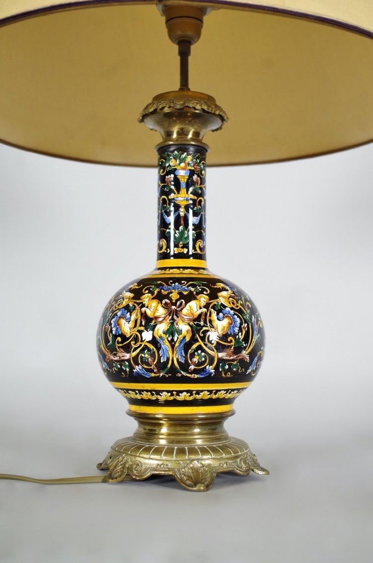 Gien earthenware lamp in the Italian Renaissance style, 20th century