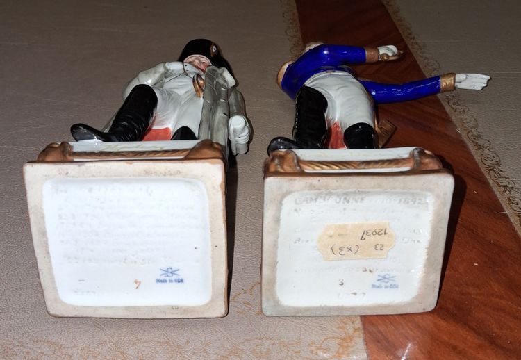 19th Century Germany: Pair of porcelain figurines "Napoleon and Marat"
