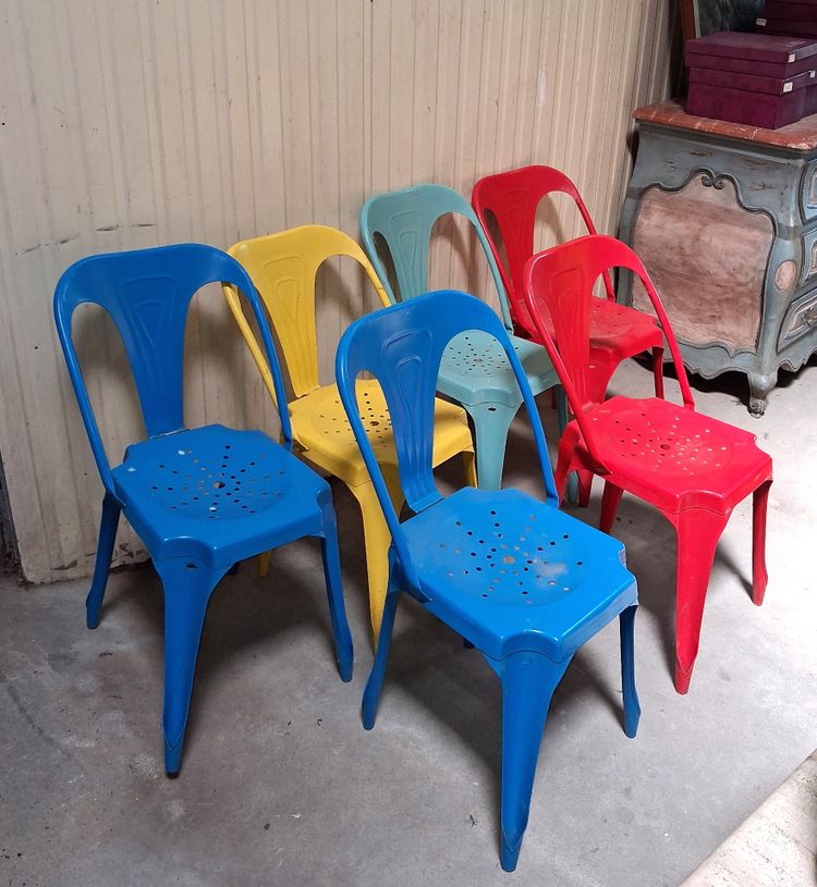 Set of 6 Tolix-style chairs, multicolored, French industrial design – late 20th century