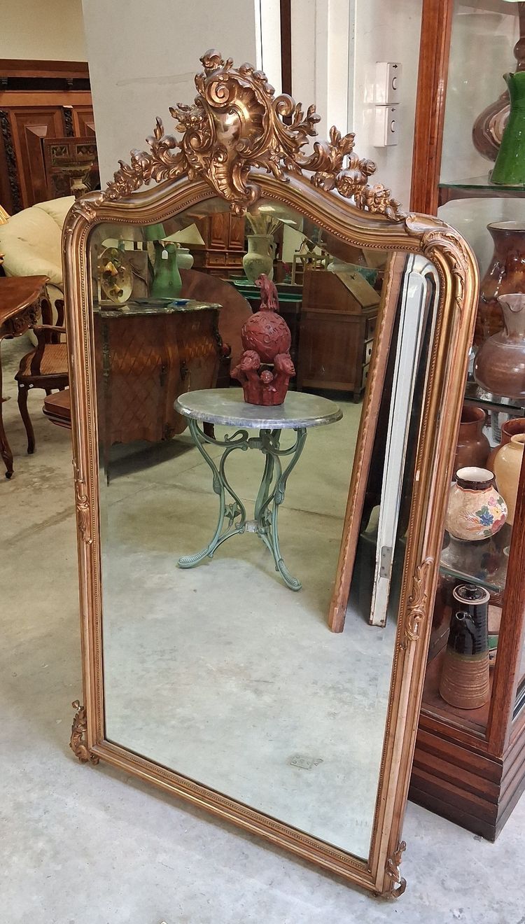 Grand miroir de cheminée de style Louis XV, XIXe siècle