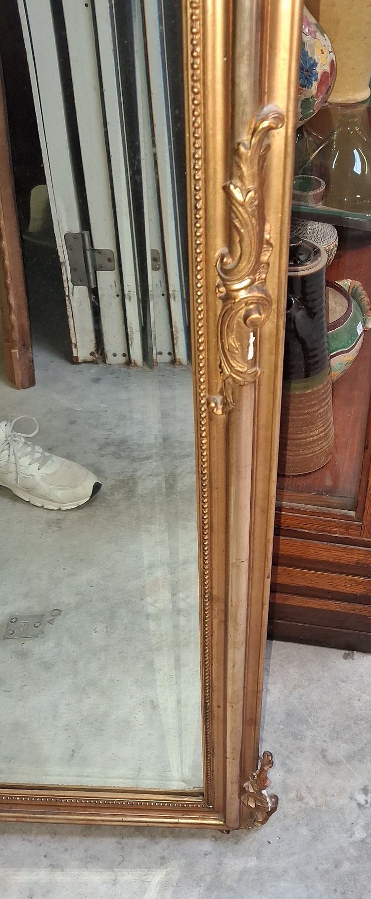 Grand miroir de cheminée de style Louis XV, XIXe siècle