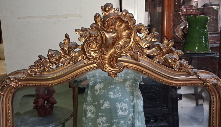 Grand miroir de cheminée de style Louis XV, XIXe siècle