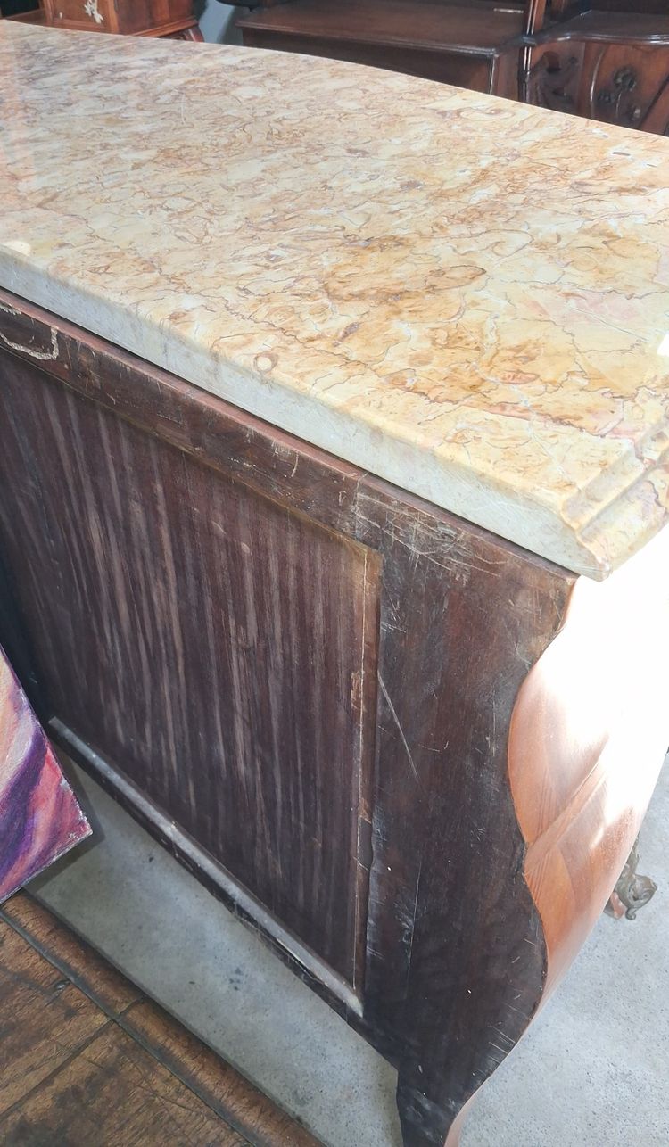 Commode Galbée De Style Louis XV En Marqueterie, Plateau De Marbre époque début XXeme