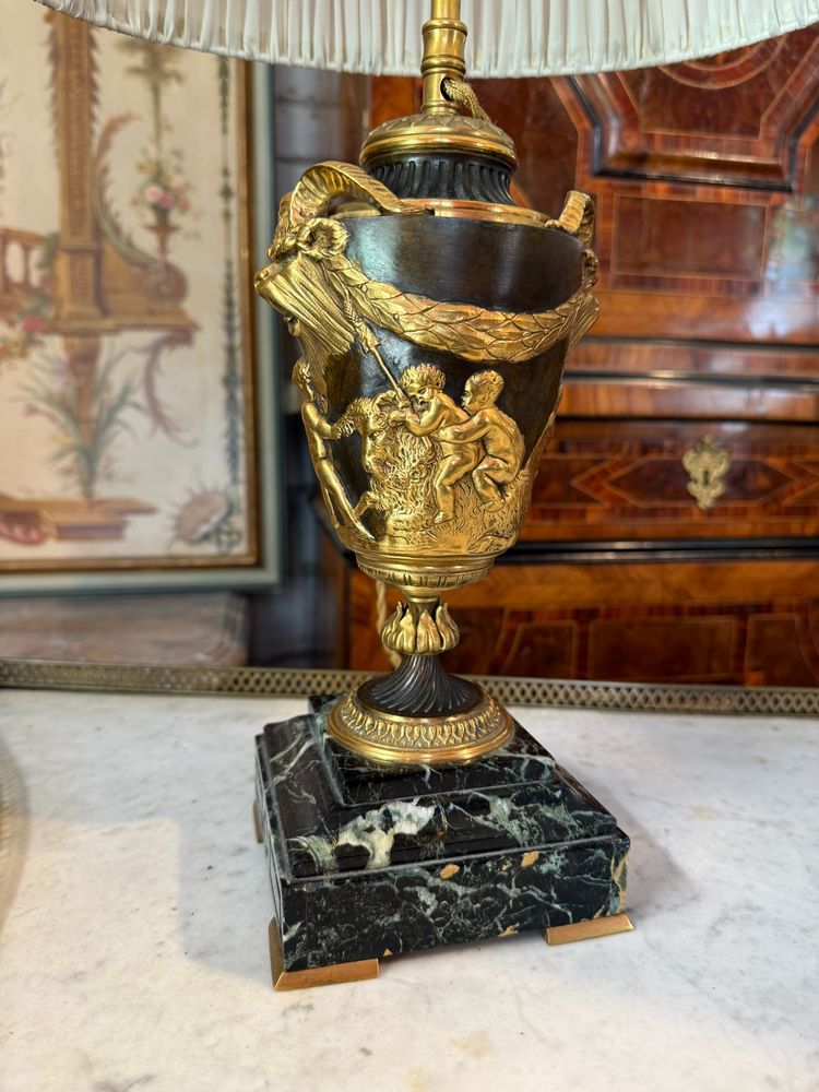 PAIR OF NAPOLEON III LAMPS IN THE STYLE OF CLAUDION