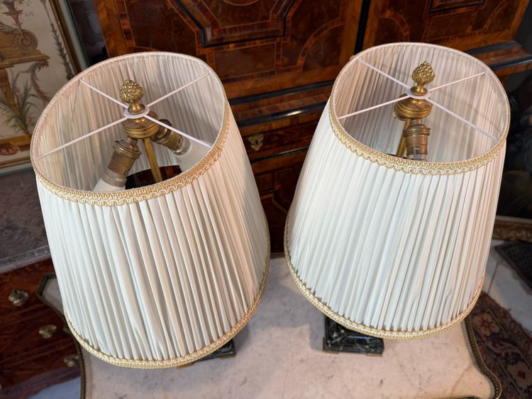 PAIR OF NAPOLEON III LAMPS IN THE STYLE OF CLAUDION