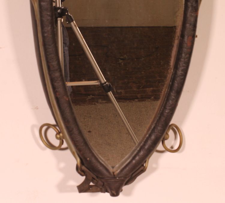 miroir formé à partir d'un harnais de cheval en cuir