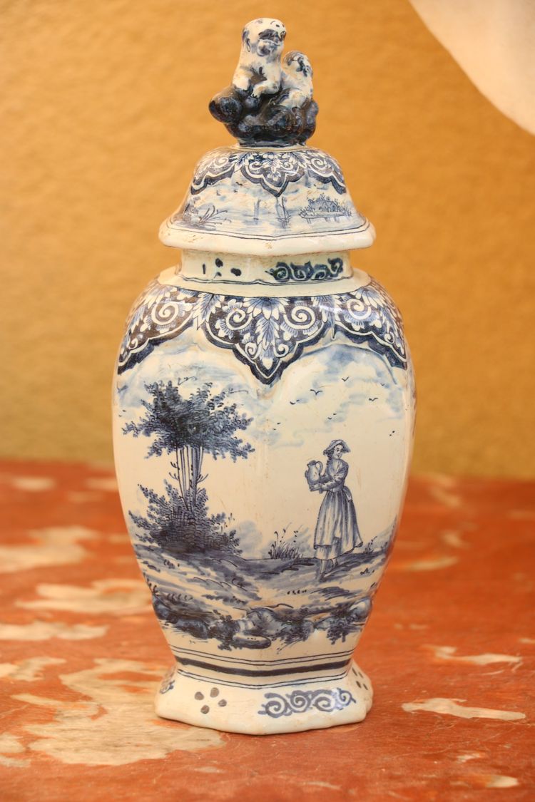 Set of four Delftware vases