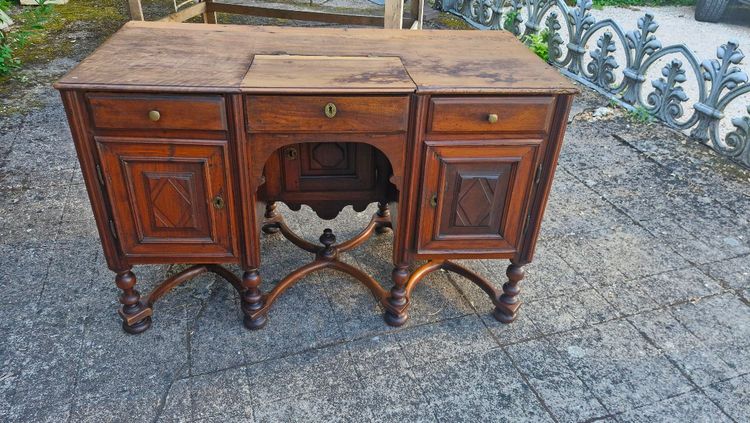 Scrivania Mazarin, XVIII secolo
