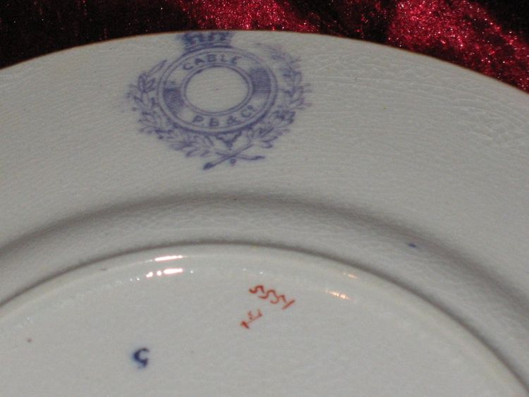 19th-century English earthenware dessert set