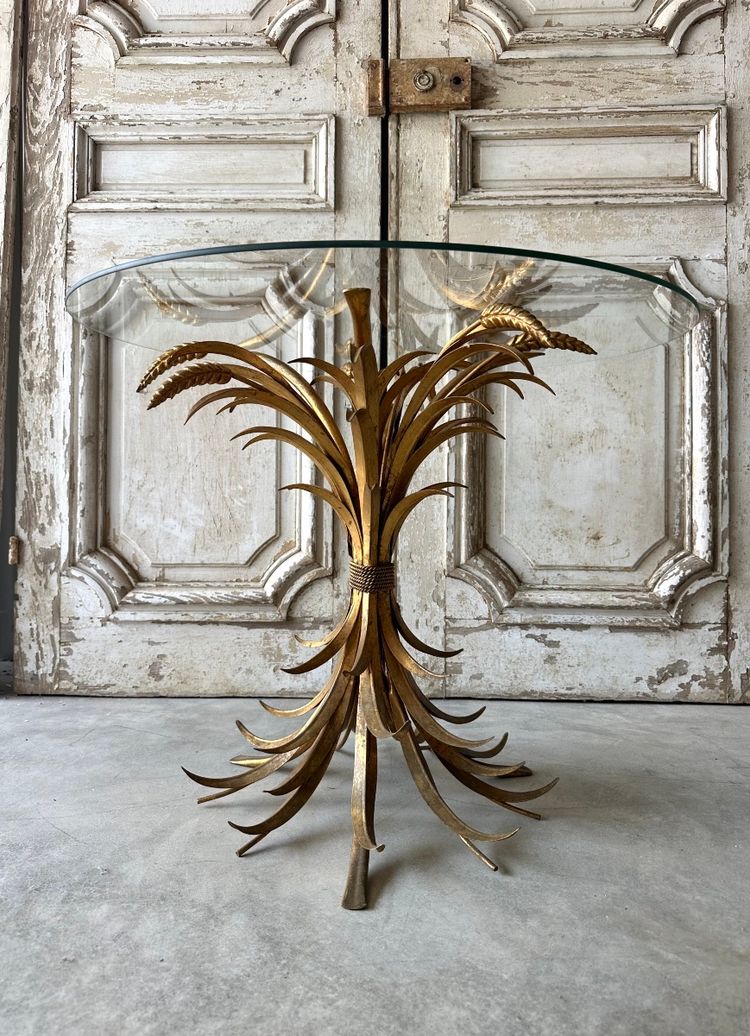 Petit guéridon Coco chanel design Robert GOOSSENS circa 1970