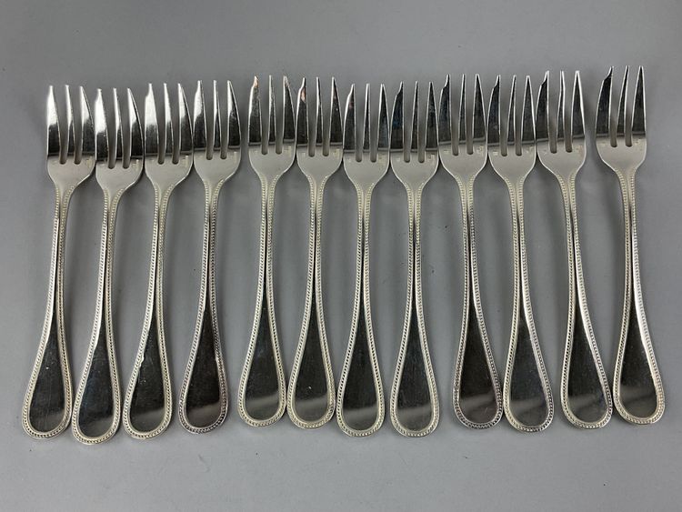 12 fourchettes à gâteaux modèle perle Christofle 