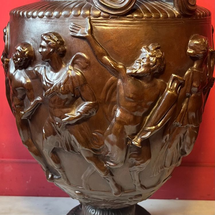 Large antique-style bronze vase, 19th century