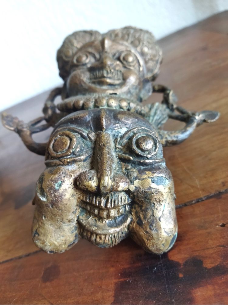 Pfeife eines Stammes aus Afrika, Ethnie der Bamoun, Kamerun. Traditionelle Handwerkskunst, erstklassige Kunstsammlung.