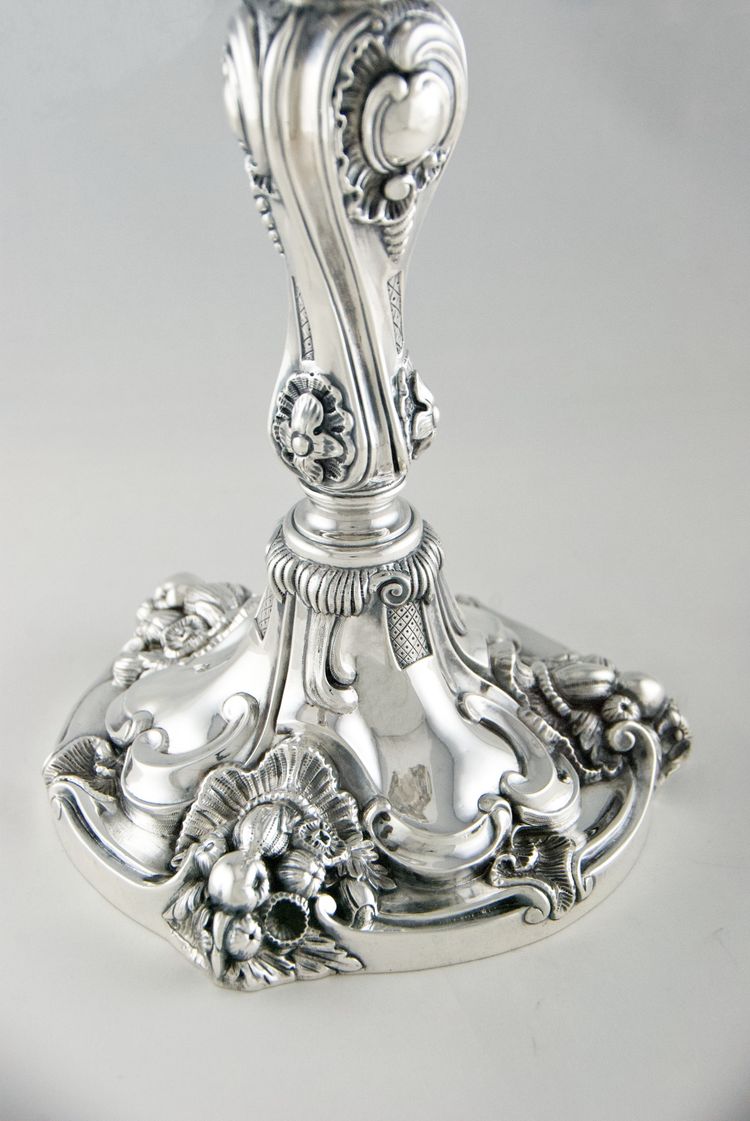 Parigi 1844-1855 - Coppia di candelieri rococò in argento massiccio di P.-F.-A. TURQUET