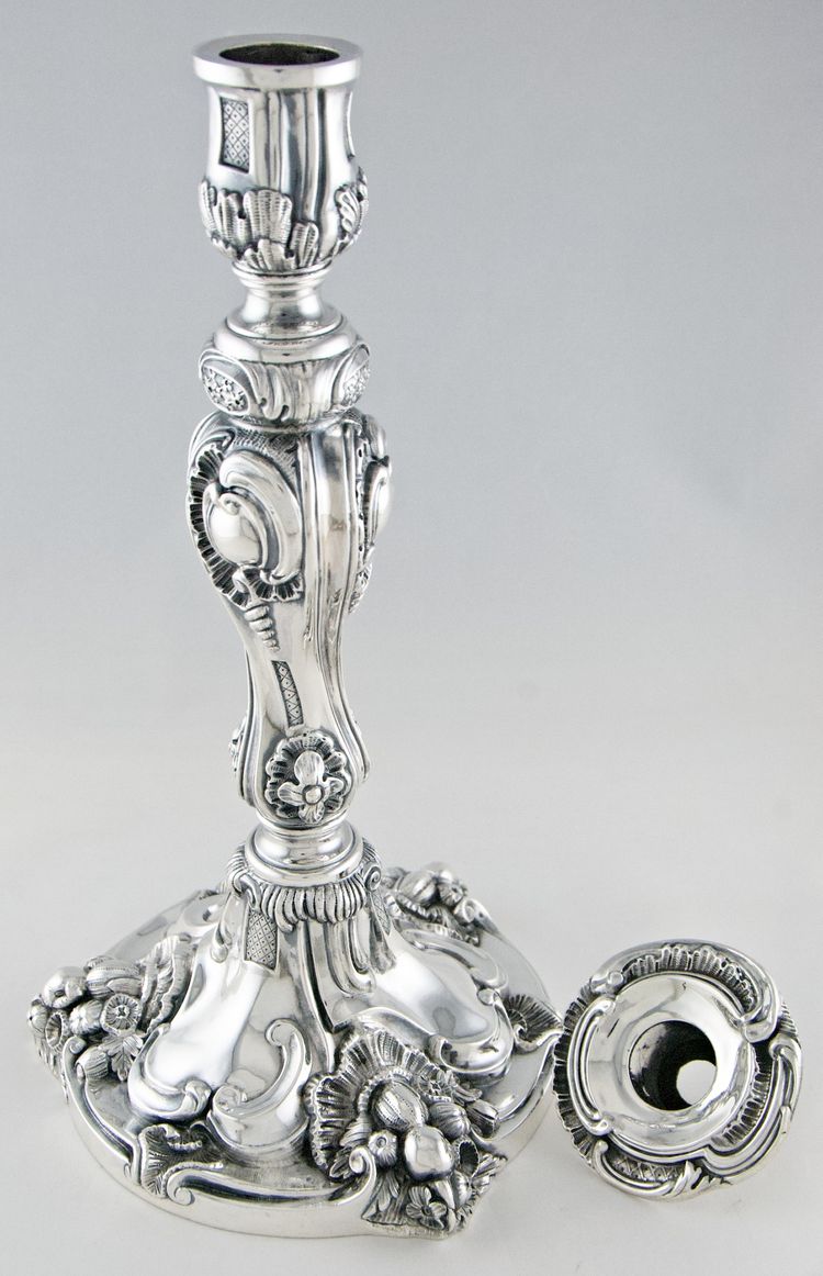 Parigi 1844-1855 - Coppia di candelieri rococò in argento massiccio di P.-F.-A. TURQUET