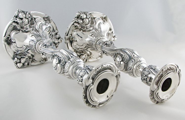 Parigi 1844-1855 - Coppia di candelieri rococò in argento massiccio di P.-F.-A. TURQUET