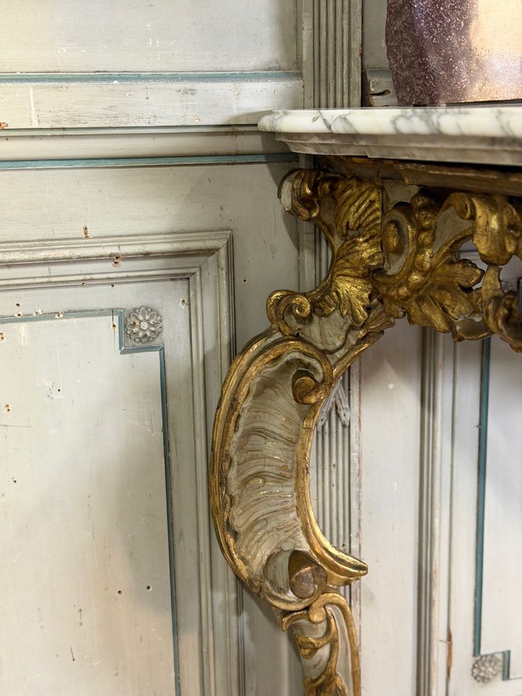Consolle in legno dipinto e dorato, Italia, XVIII secolo