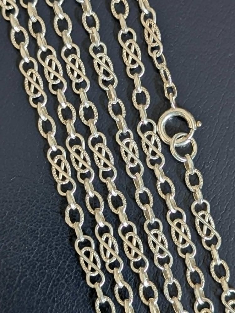 Antike, 140 cm lange Halskette, silberne Sautoir-Halskette mit verstellbarer Schnalle, um 1890