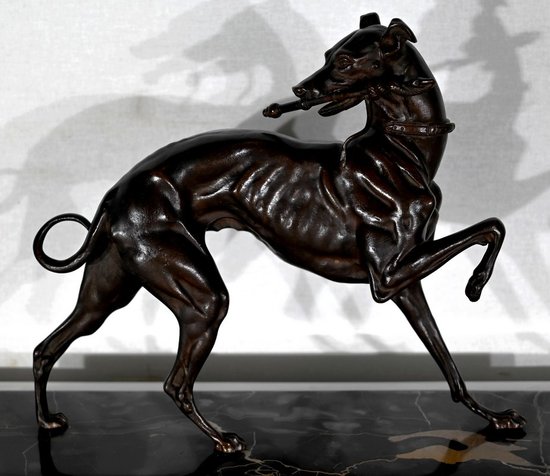 Soggetto in ghisa con patina marrone "Il levriero" - Fine XIX secolo