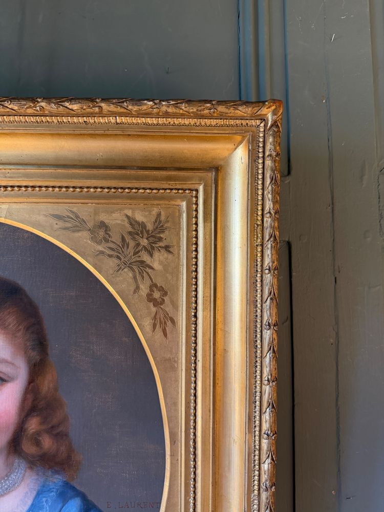 Portrait d'une petite fille daté 1874 de Elie-Joseph LAURENT