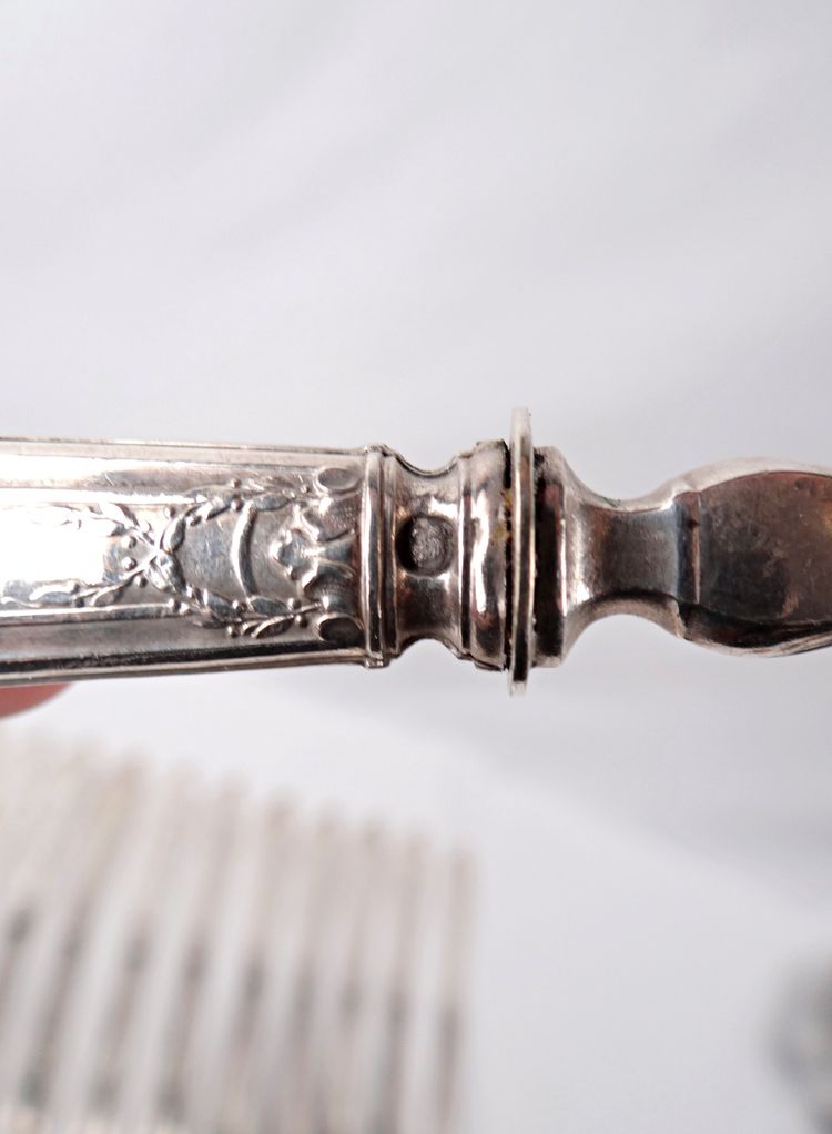 Couverts à poisson en argent 12 personnes style Louis XVI J. Blum Joaillier Strasbourg XIXe
