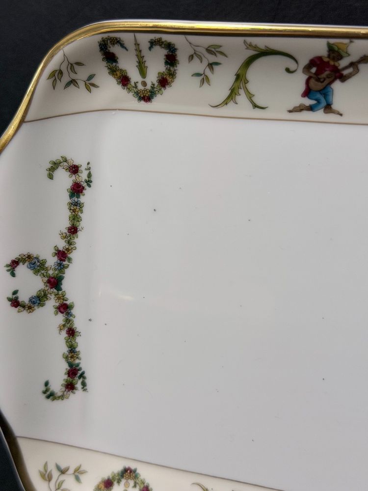 Servizio da dessert in porcellana di Limoges di Philippe Deshoulières – modello "Sogni del XVIII secolo"