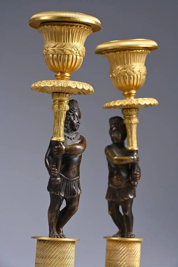 Paar nubische Kerzenleuchter, frühes 19. Jahrhundert, Directoire-Periode