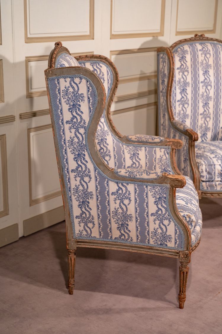 Paire de bergères à oreilles