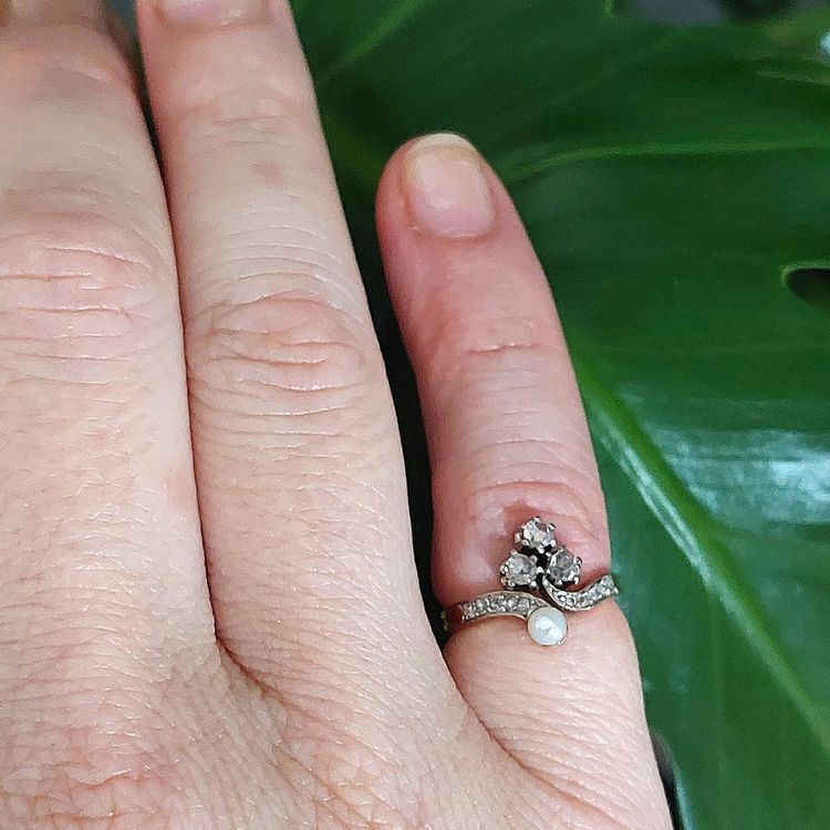 Bague duchesse Belle Époque diamants et perle fine