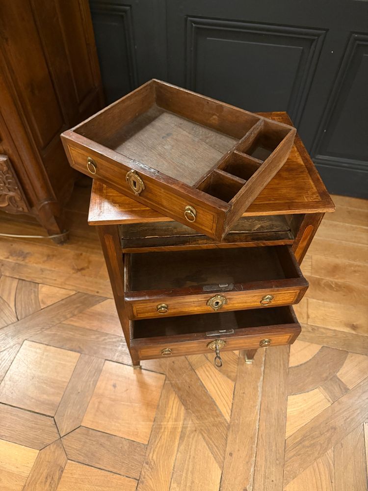 Table chiffonnière époque Louis XVI