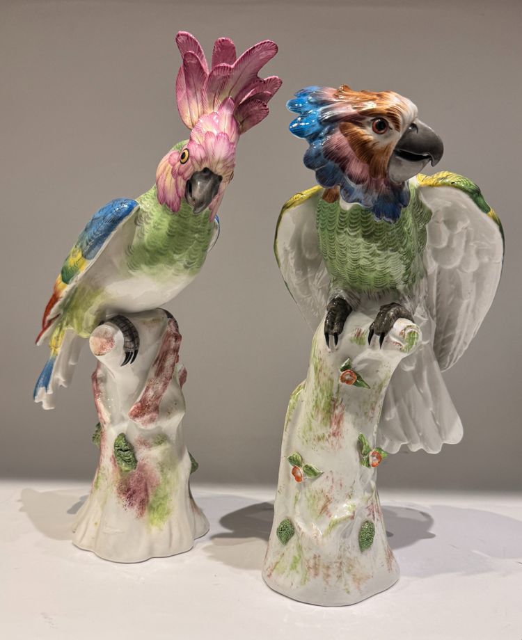Paire de perroquets perchés en porcelaine de Paris (Bourdois & Bloch) H36