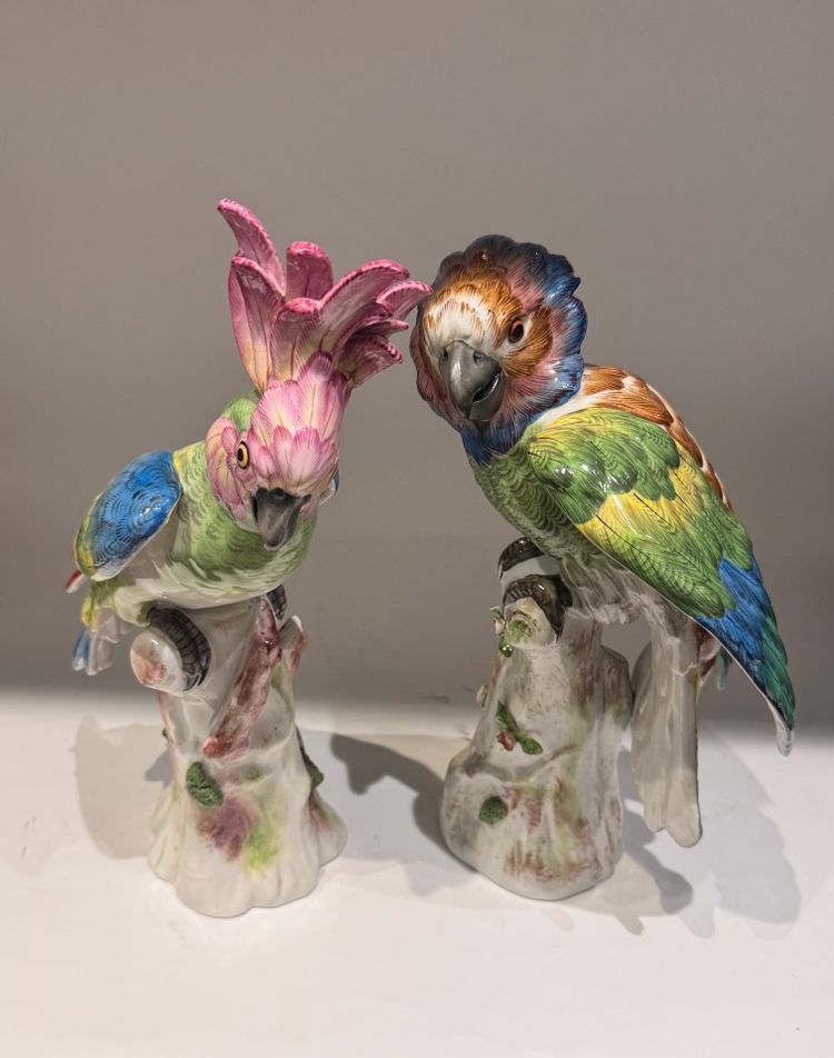 Paire de perroquets perchés en porcelaine de Paris (Bourdois & Bloch) H36