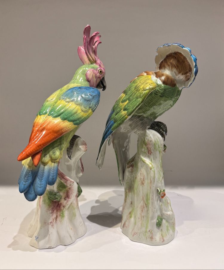Paire de perroquets perchés en porcelaine de Paris (Bourdois & Bloch) H36